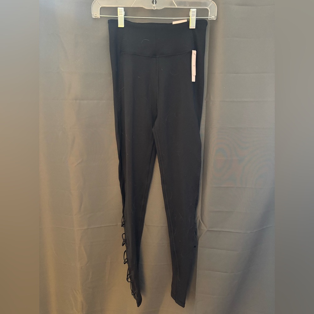 New with Tags Girls Size 6 Victoria Secret mesh and lace Incredible Leggings